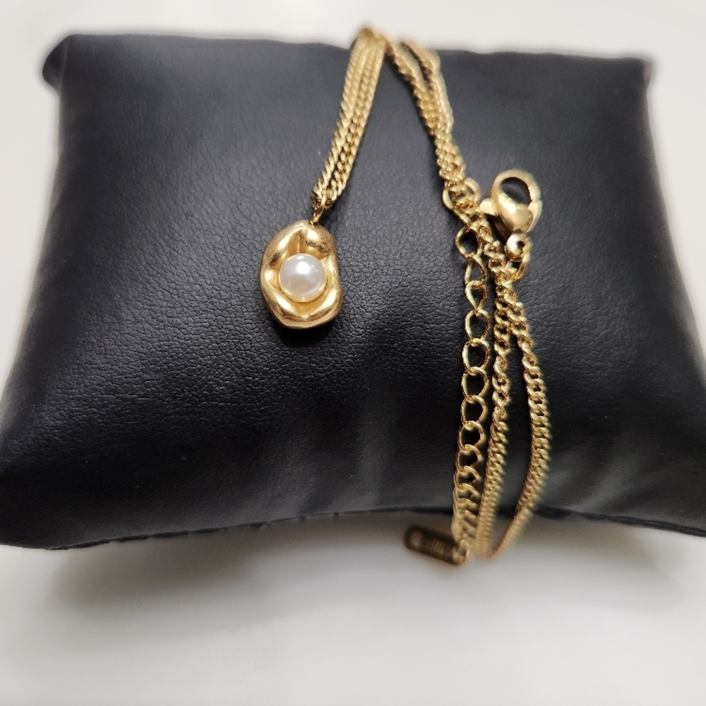 Stainless Steel Necklace with Pearl Pendant